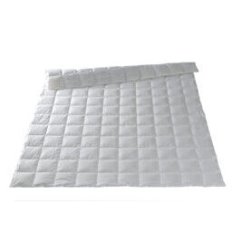 Extraleichtes Kassettenduvet LOCARNO / Daunen